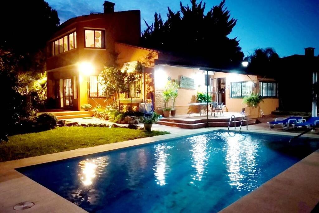 Villa Torrenueva Малага Екстериор снимка