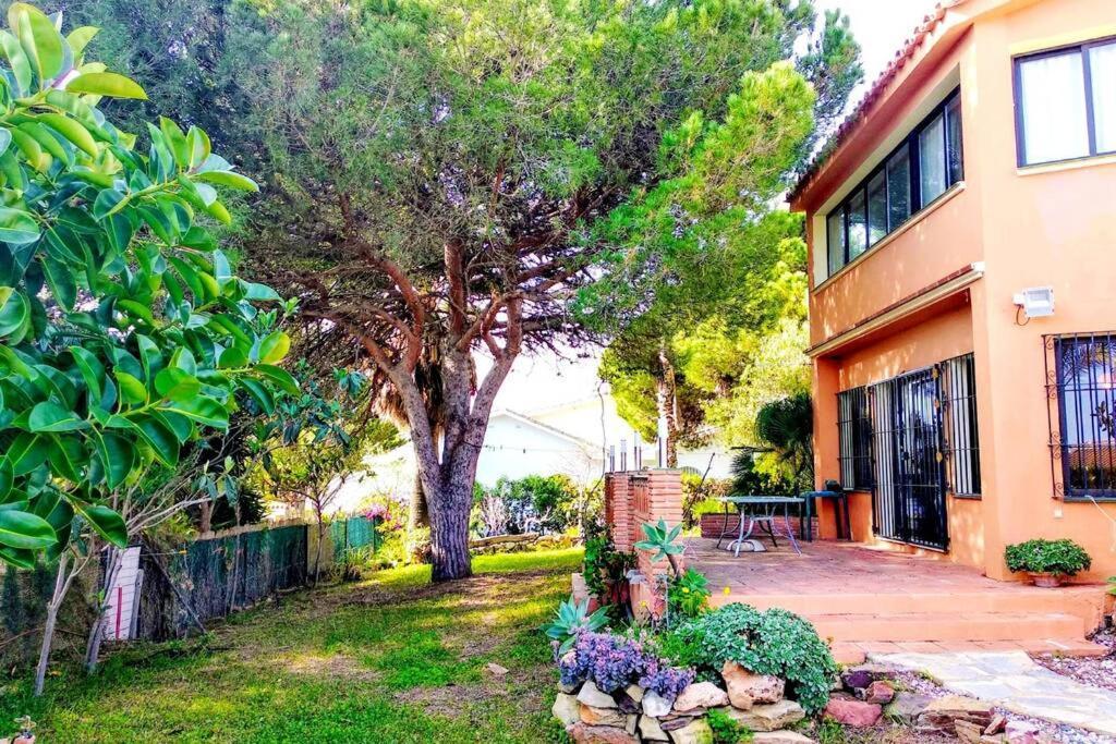 Villa Torrenueva Малага Екстериор снимка