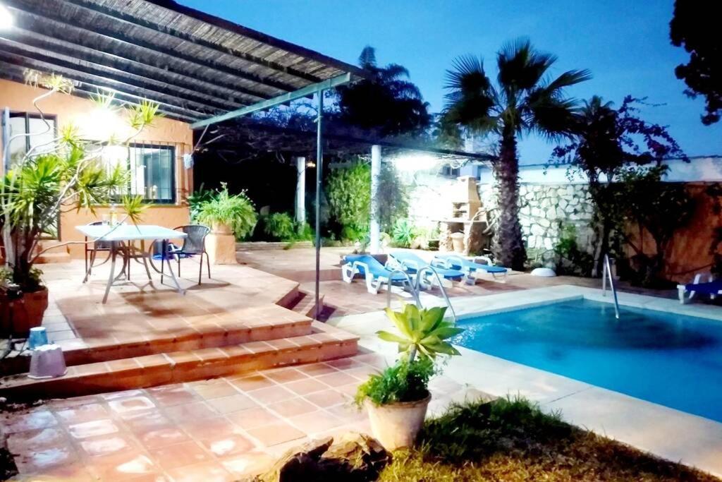 Villa Torrenueva Малага Екстериор снимка