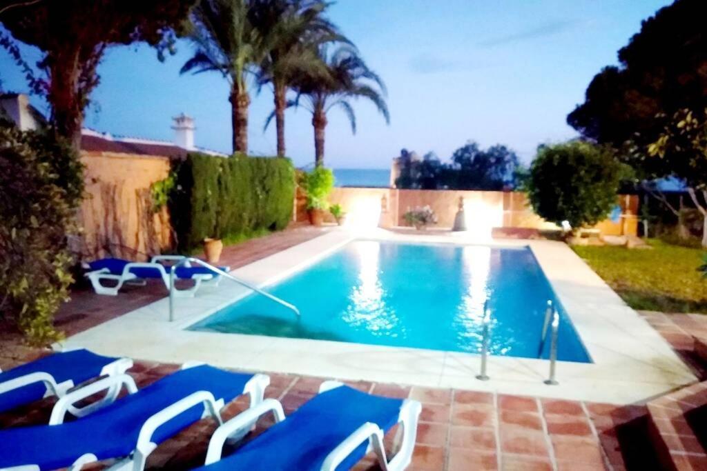Villa Torrenueva Малага Екстериор снимка