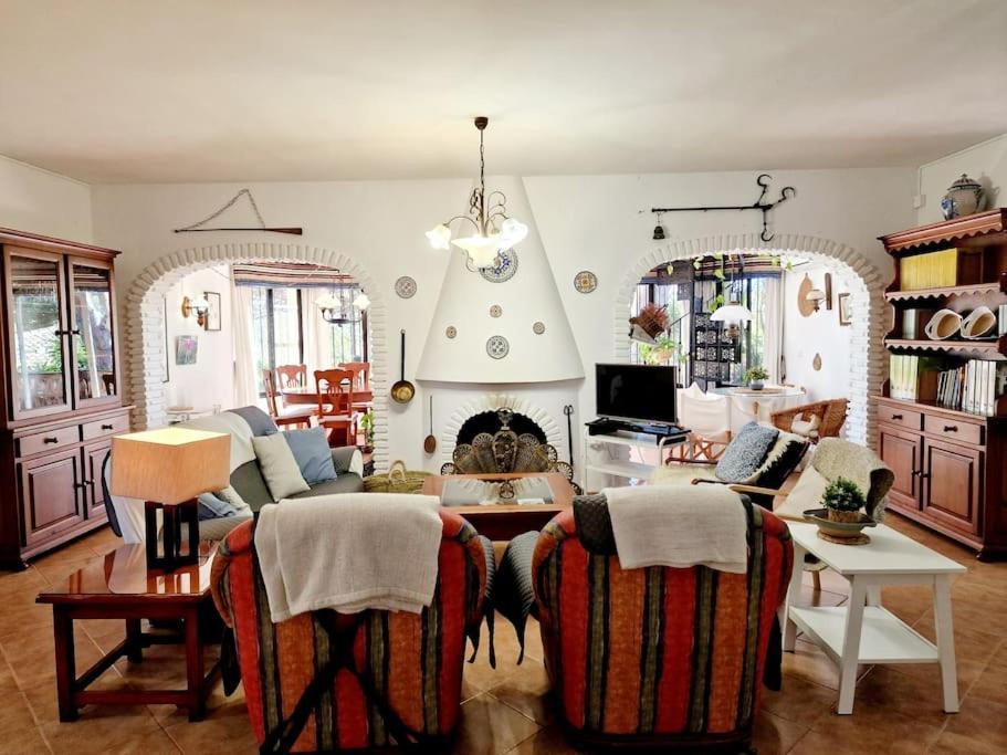 Villa Torrenueva Малага Екстериор снимка