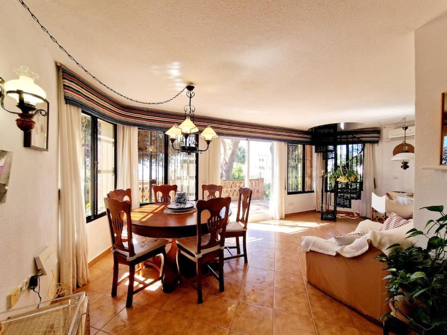 Villa Torrenueva Малага Екстериор снимка