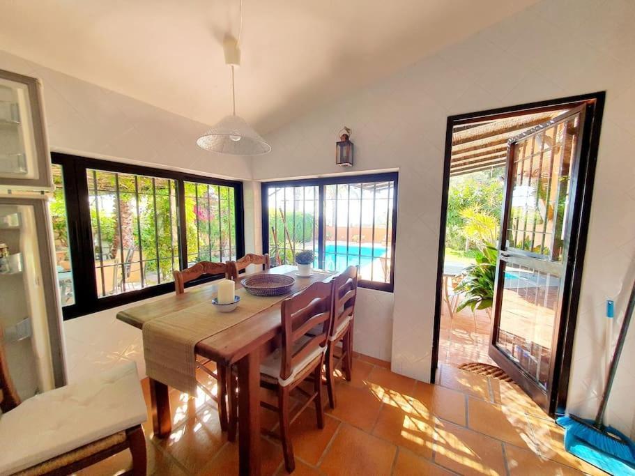 Villa Torrenueva Малага Екстериор снимка